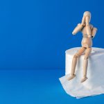 Stuhlinkontinenz kann viele Ursachen haben. In diesem Artikel beschreiben wir, was man dagegen tun kann.